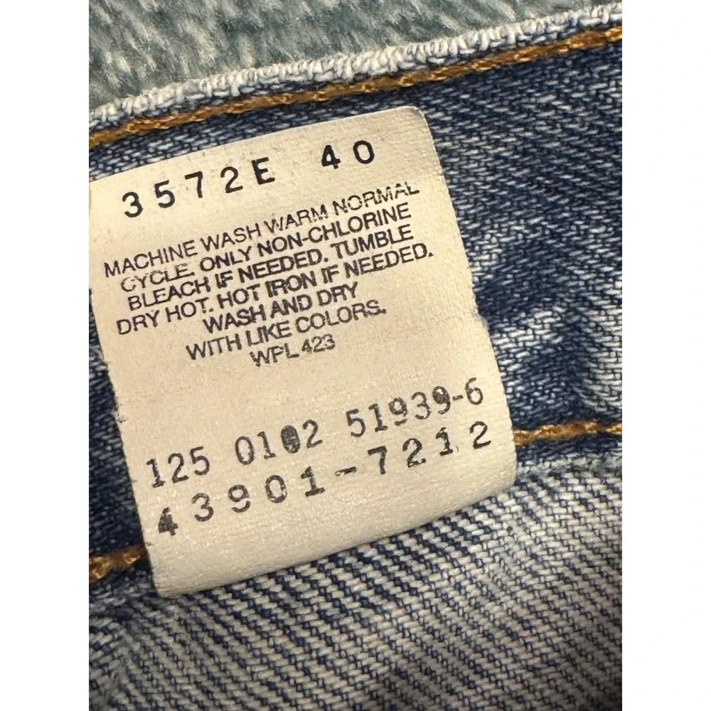 Levis Mens 36x34 Relaxed Straight Leg Jeans Light Blue Distressed Thrashed